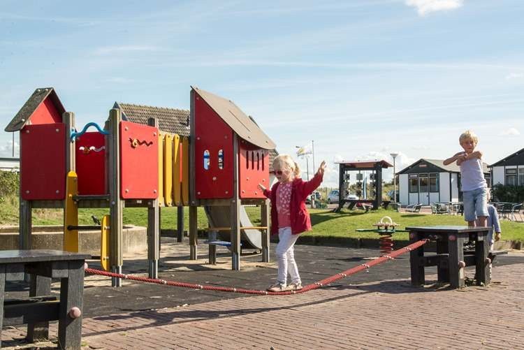 Familiencamping in Holland mit Einrichtungen für Kinder